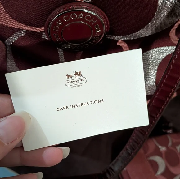 ✨SOLD✨Coach SET Signature Jacquard Red Metallic Stripe Tote Wristlet Wallet Y2K - Picture 13 of 14